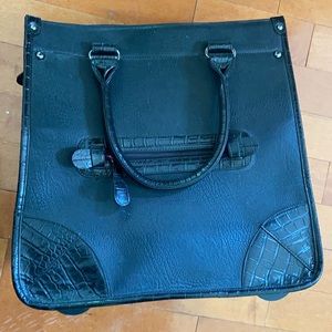 Roller tote / Laptop carry-on bag.